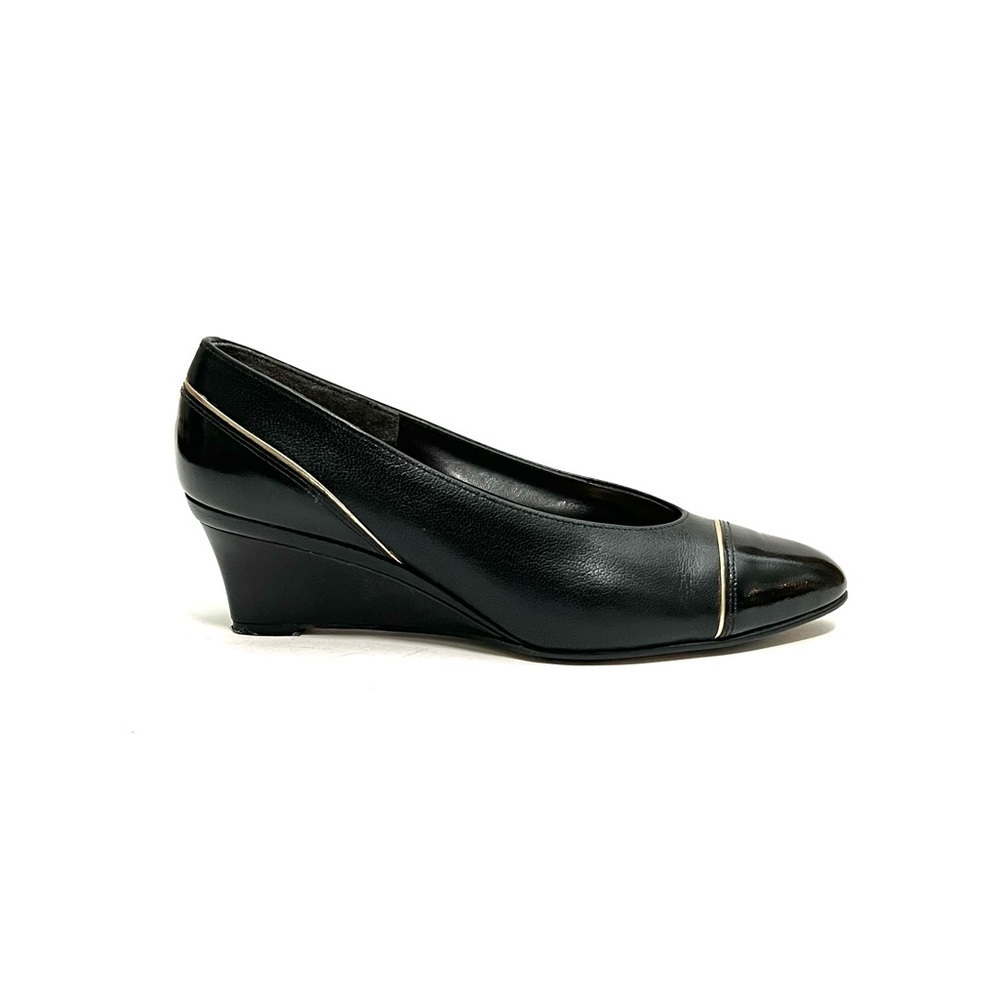 Vintage 1980s black leather slip on wedge heels